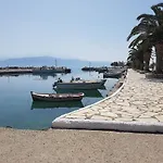 Nafpaktos Pebble In Prázdninový dům *