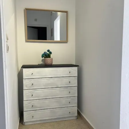 Nafpaktos Pebble In *