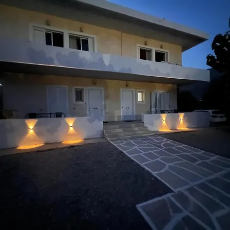 Nafpaktos Pebble In * Marathias (Fokida)